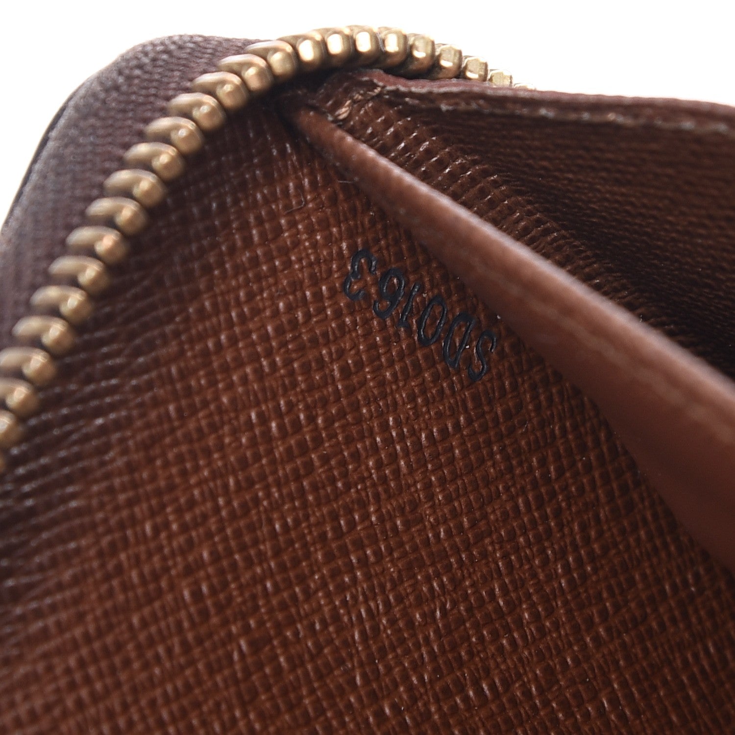 Louis Vuitton Monogram Zippy Wallet 6 of 10
