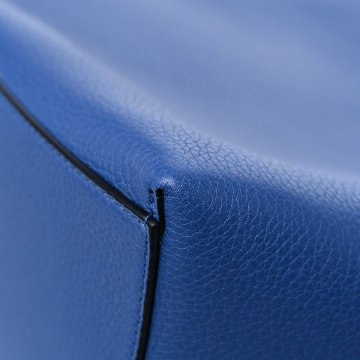 Grained Calfskin Rockstud Shoulder Tote Baltique