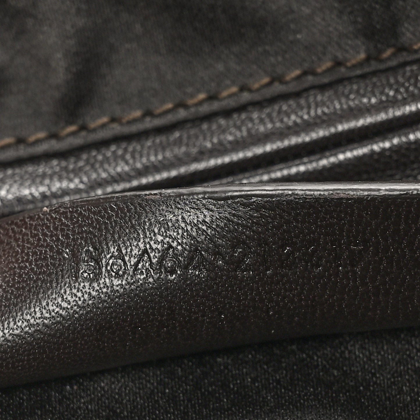 Calfskin Large Muse Ivory