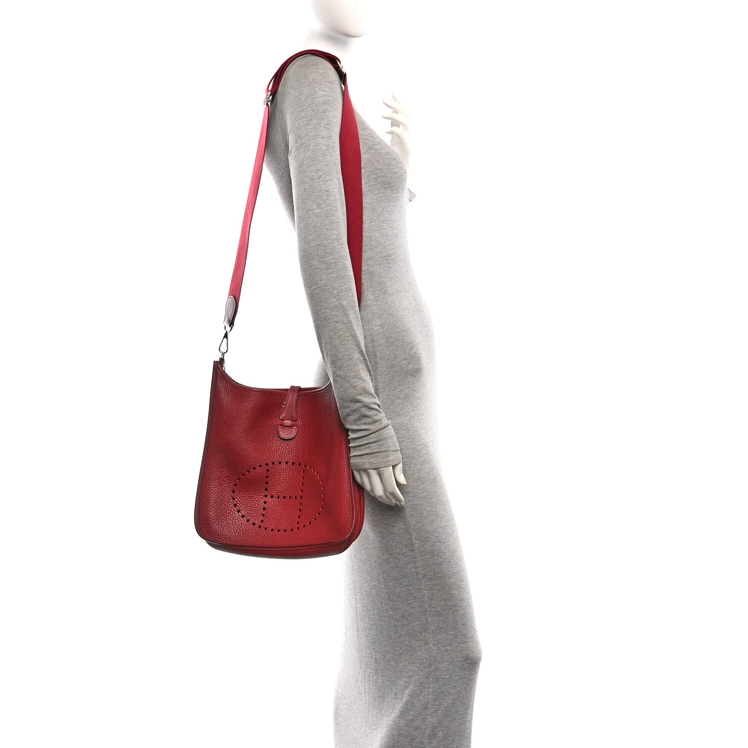 Hermes Taurillon Clemence Evelyne III PM Rubis 2 of 10