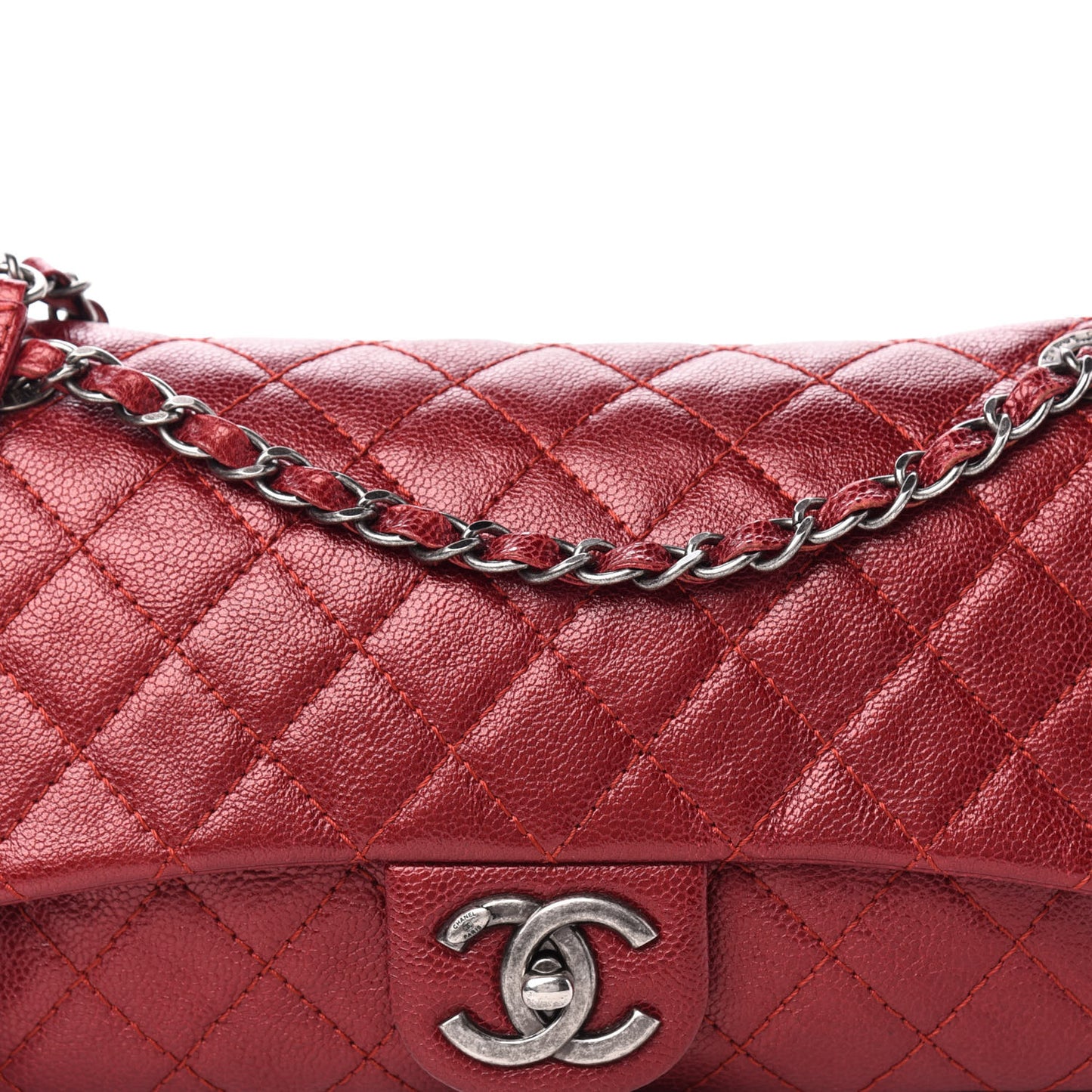 Iridescent Caviar Quilted Large Chic Flap Red