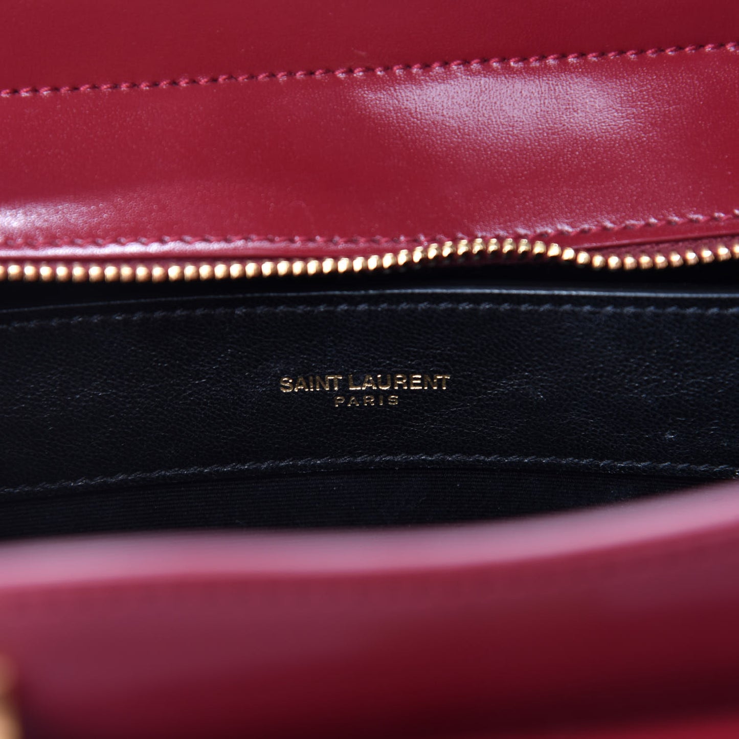 Shiny Calfskin Medium Uptown Tote Rouge Eros