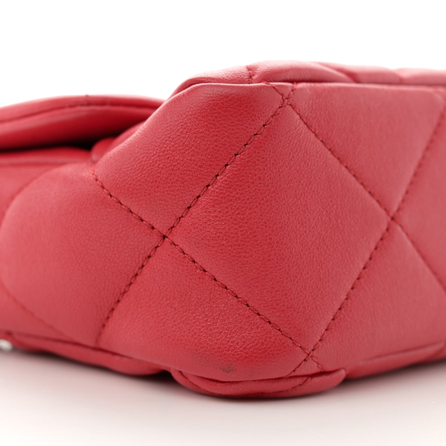 Lambskin Plexiglass Quilted Coco Love Flap Red