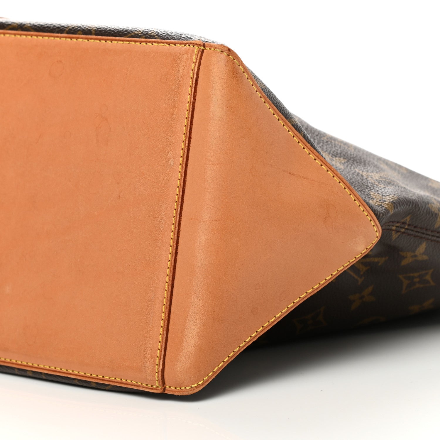 Louis Vuitton Monogram Cabas Mezzo 10 of 19