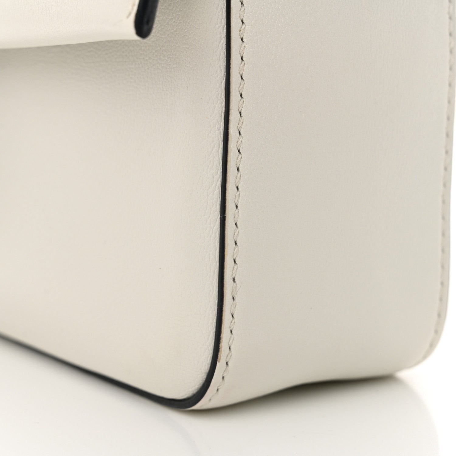 Fendi X MARC JACOBS Nappa Logo Medium Baguette White 14 of 14