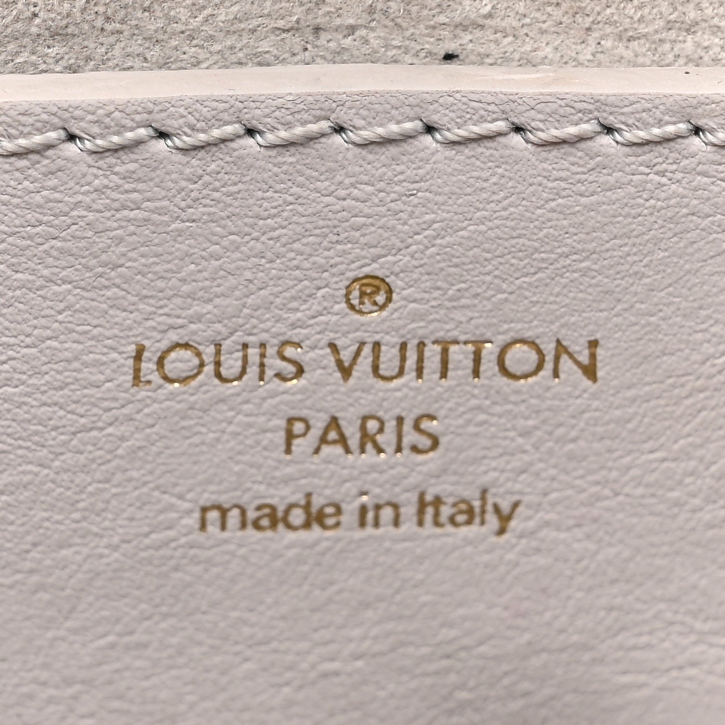 Calfskin New Wave Multi Pochette Brume