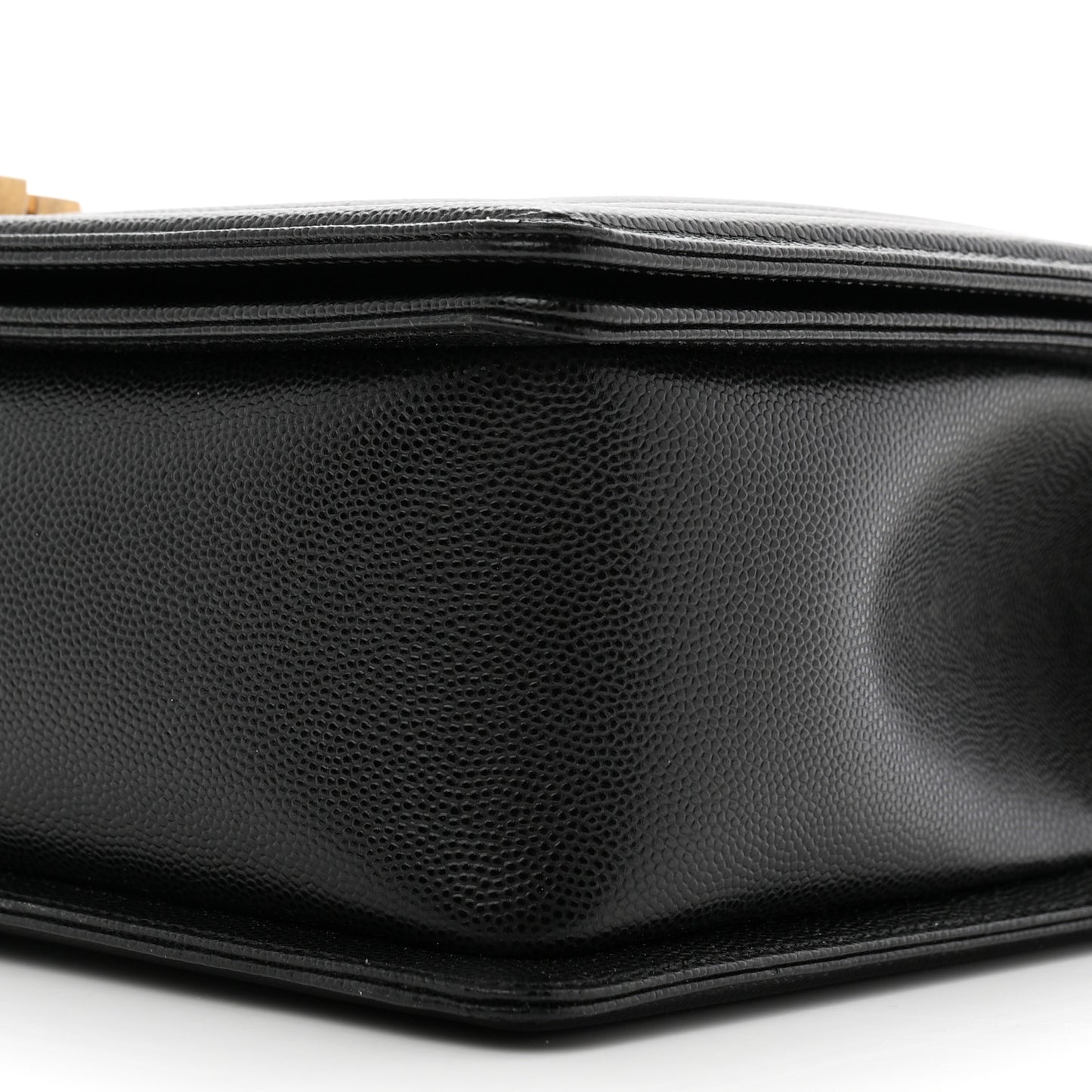 Caviar Quilted New Medium Boy Flap Black