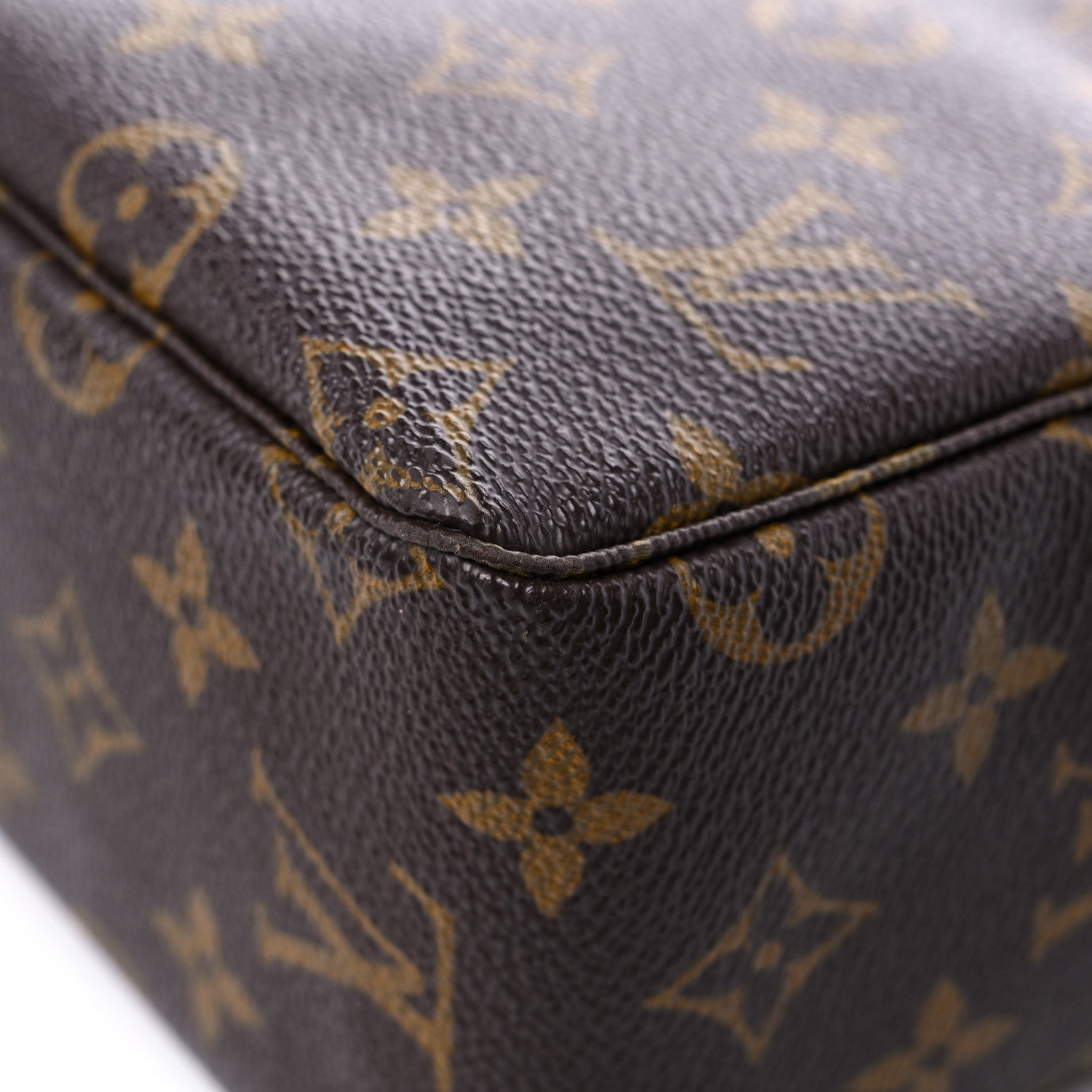 Louis Vuitton Monogram Trousse Toilette 28 8 of 13