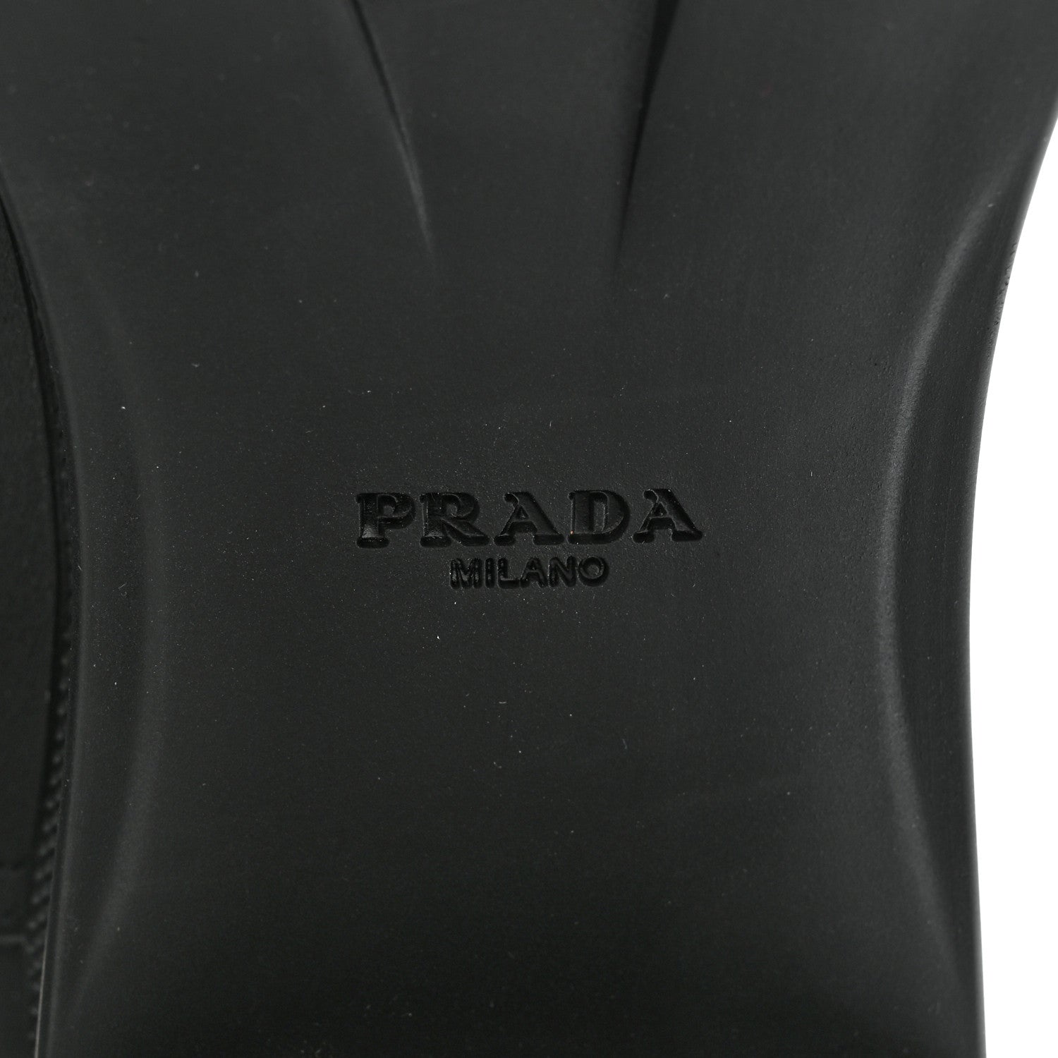 Prada Vitello Montana Lug Sole Chelsea 55mm Boots 40 Black 6 of 9