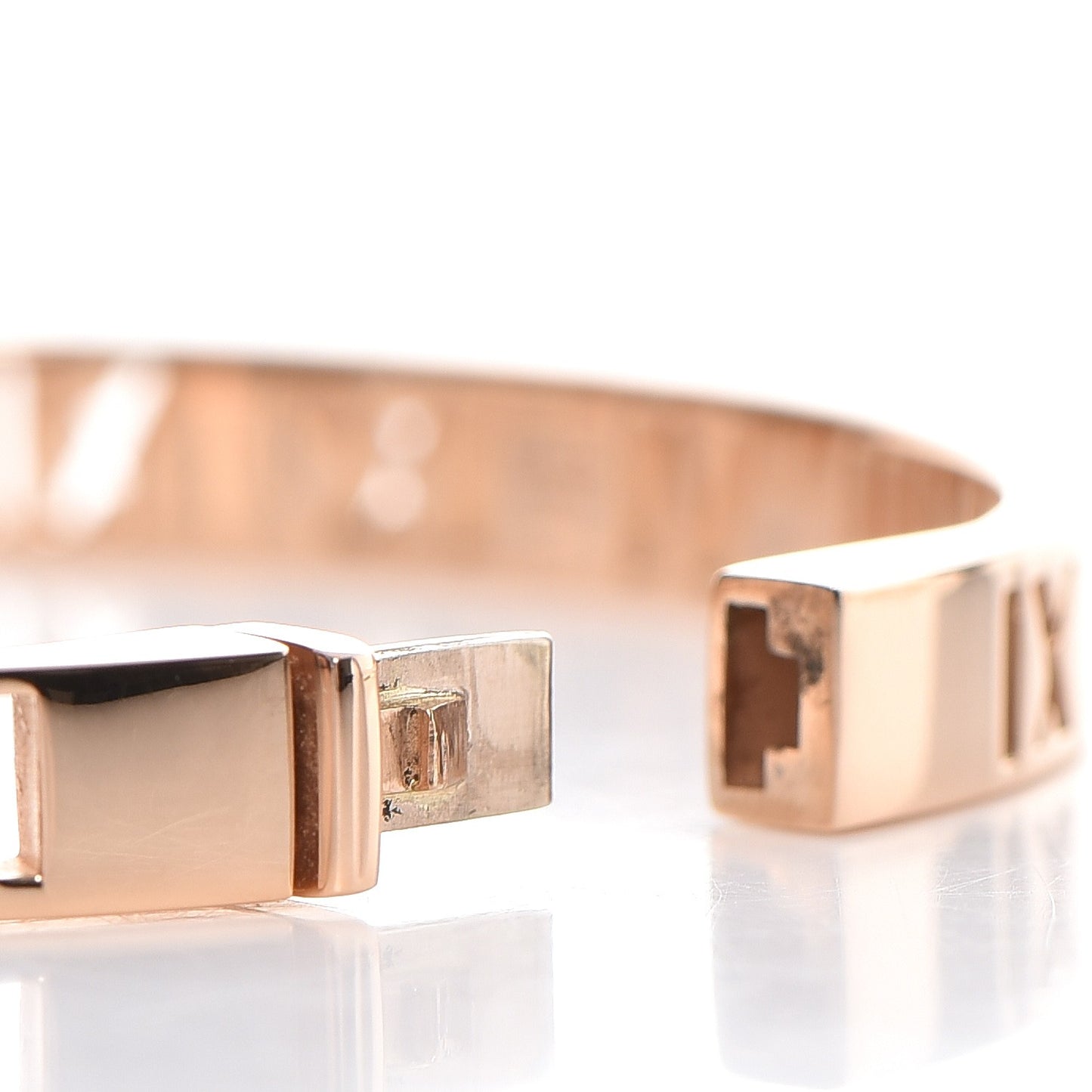 18K Rose Gold Diamond Atlas Pierced Hinged Bangle M
