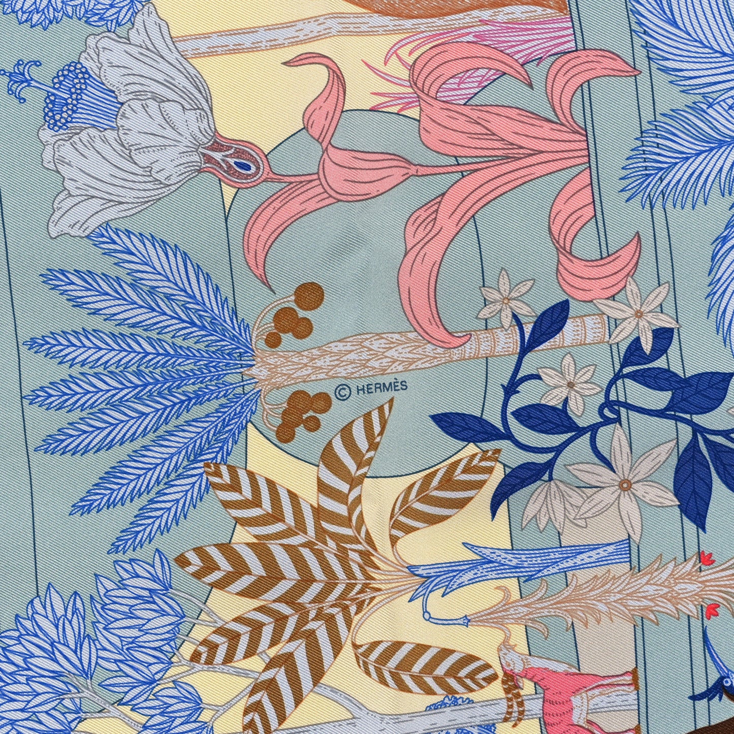 Silk Twill Precious Paradise Scarf 90 Jaune Soufre Bleu Rose