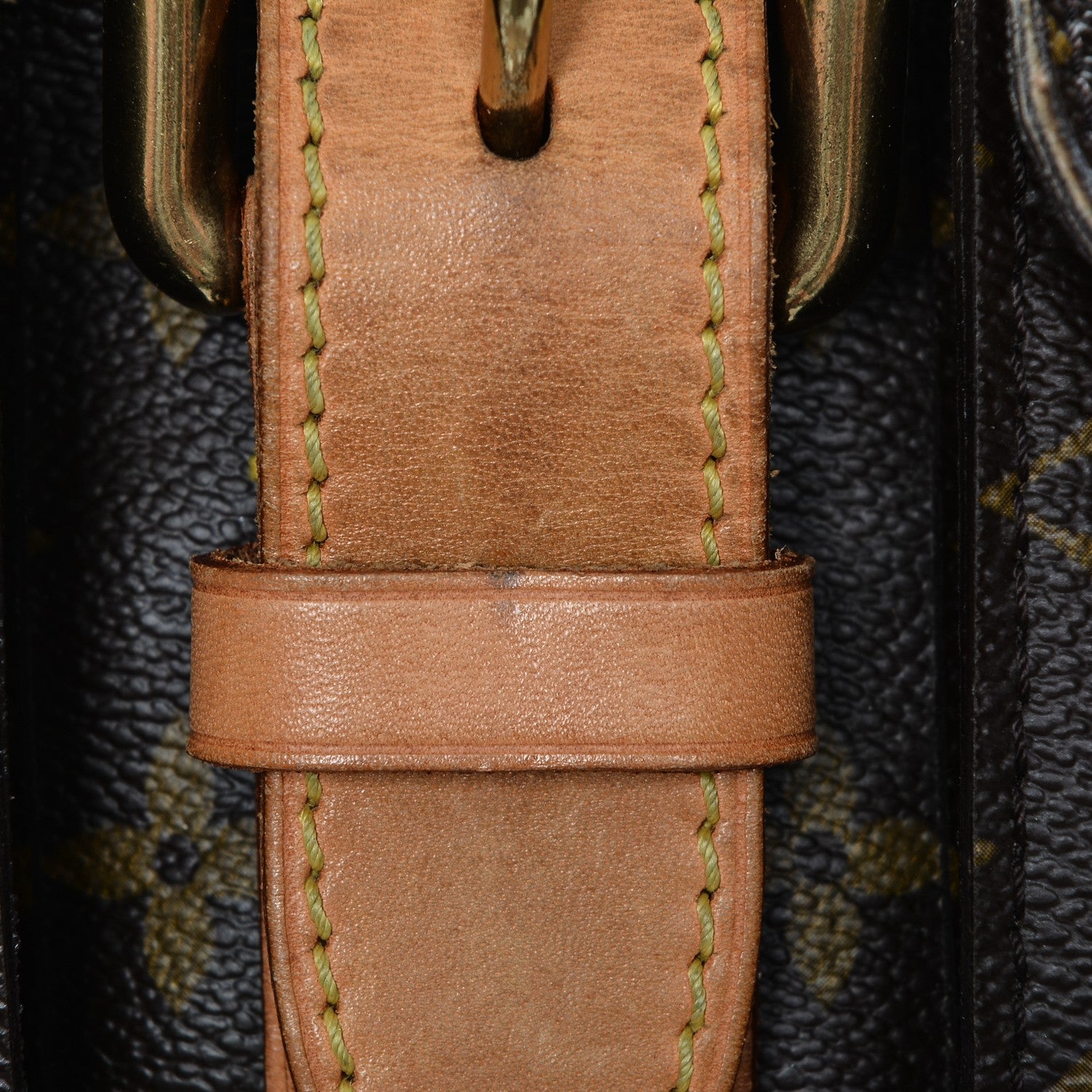 Louis Vuitton Monogram Hudson PM 6 of 10