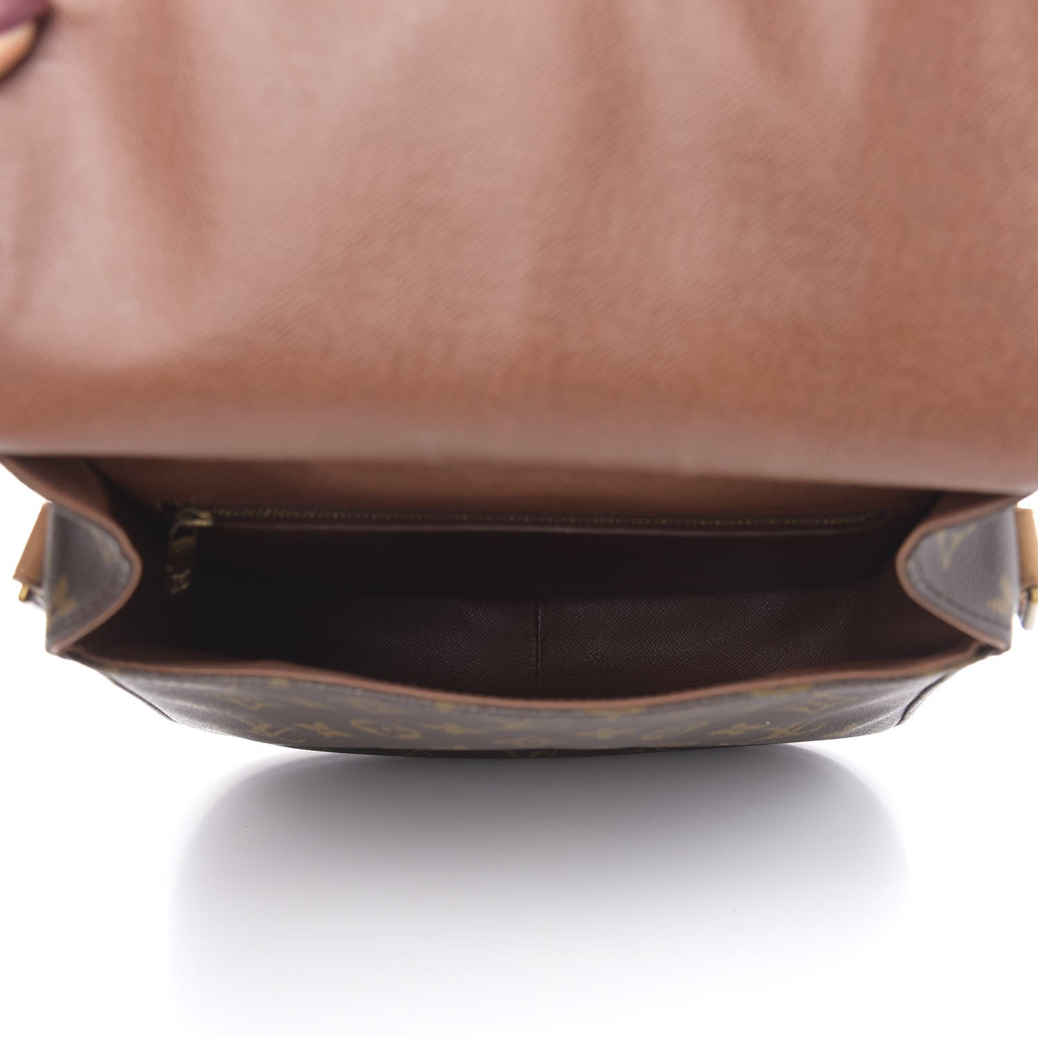 Louis Vuitton Monogram Saint Cloud GM 5 of 19