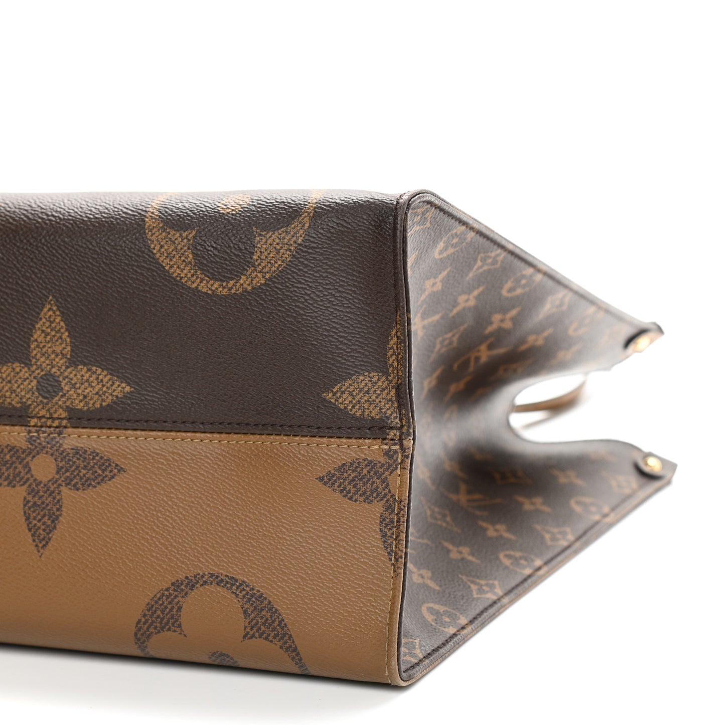 Reverse Monogram Giant Onthego GM