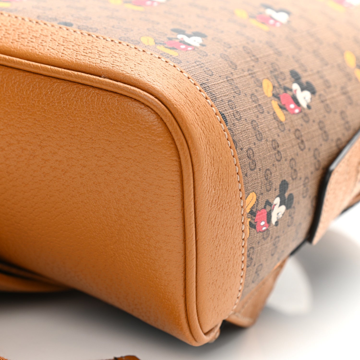 Gucci X DISNEY Mini Vintage GG Supreme Monogram Mickey Mouse Small Dome Backpack Beige Vintage Sun Oil 10 of 10