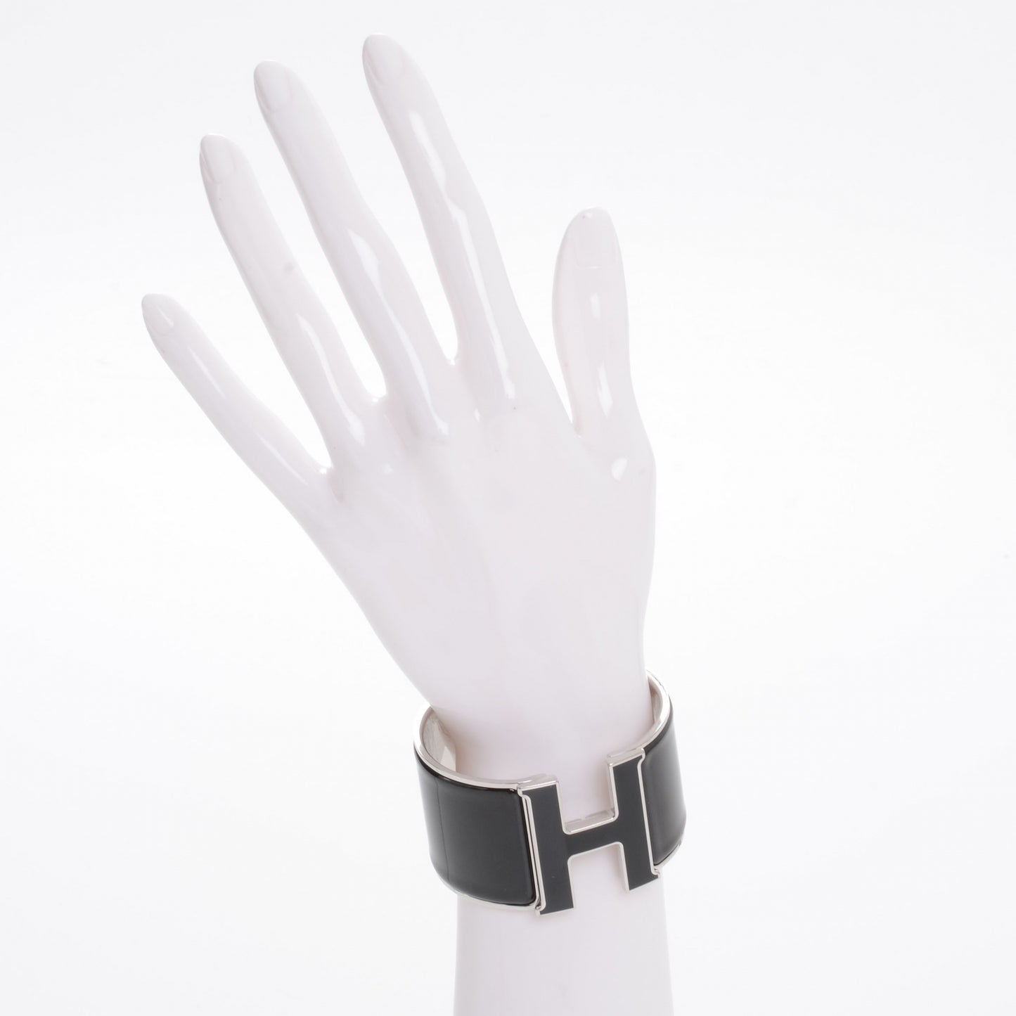 Enamel Extra Wide Clic Clac H Bracelet PM Black