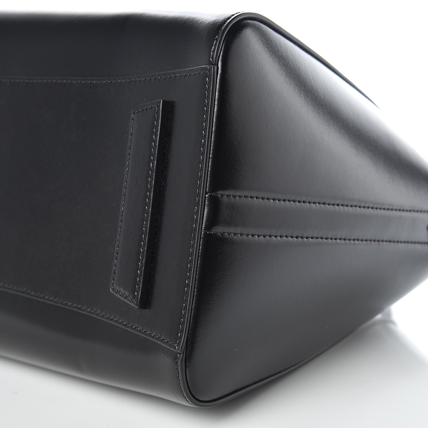 Givenchy Shiny Lord Calfskin Medium Antigona Black 15 of 15