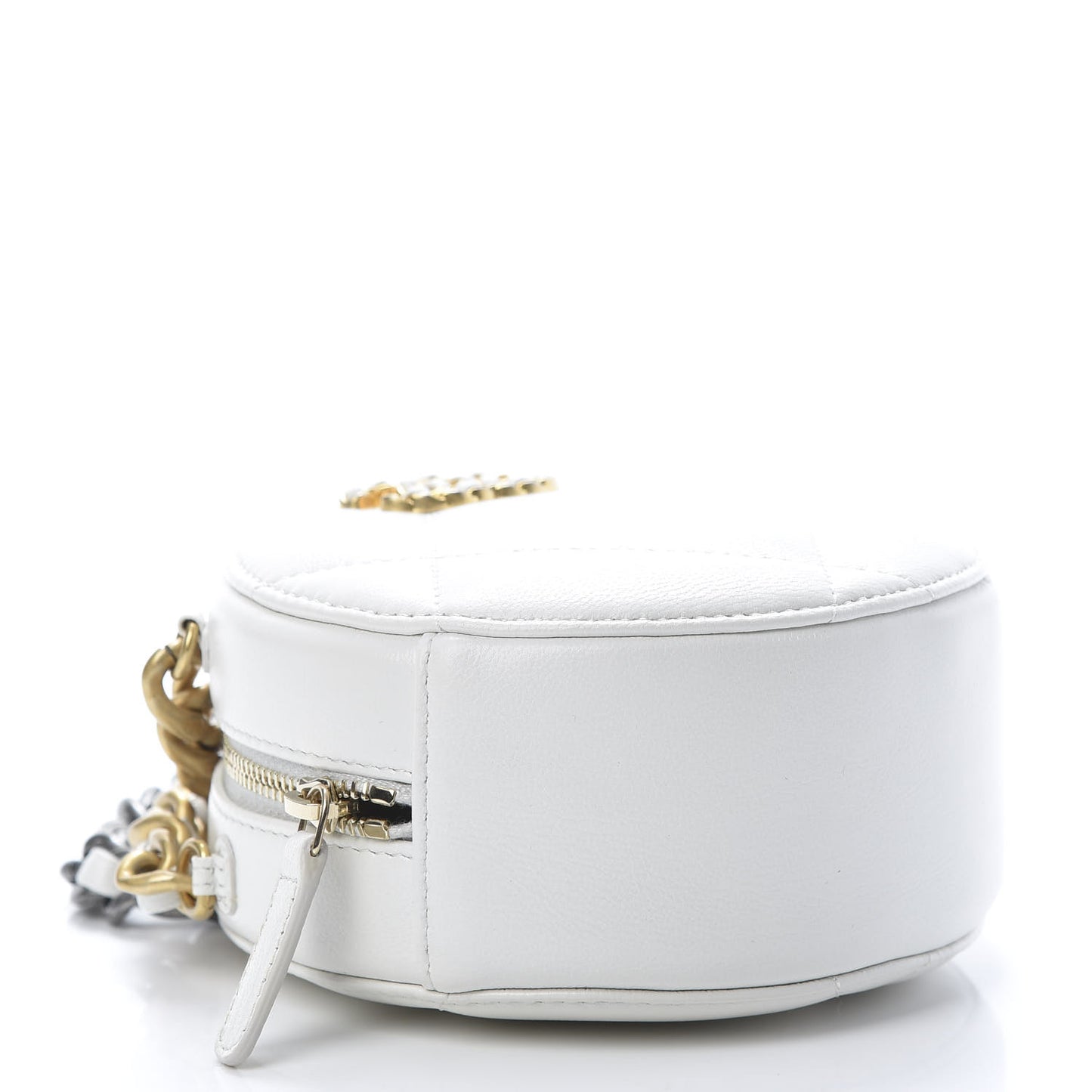 Shiny Goatskin Quilted 19 Round Clutch With Chain White