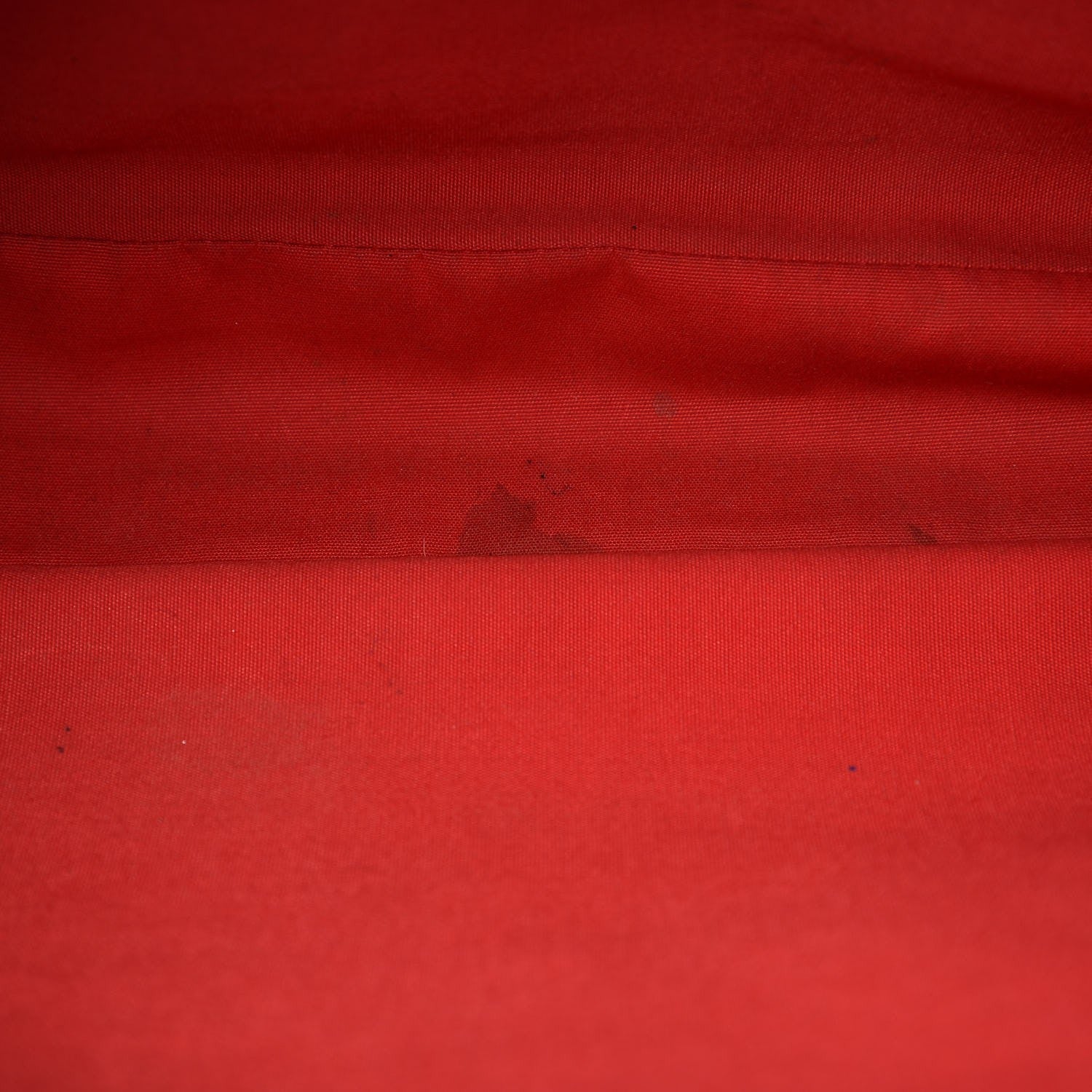 Louis Vuitton Epi Passy GM Rouge 11 of 30
