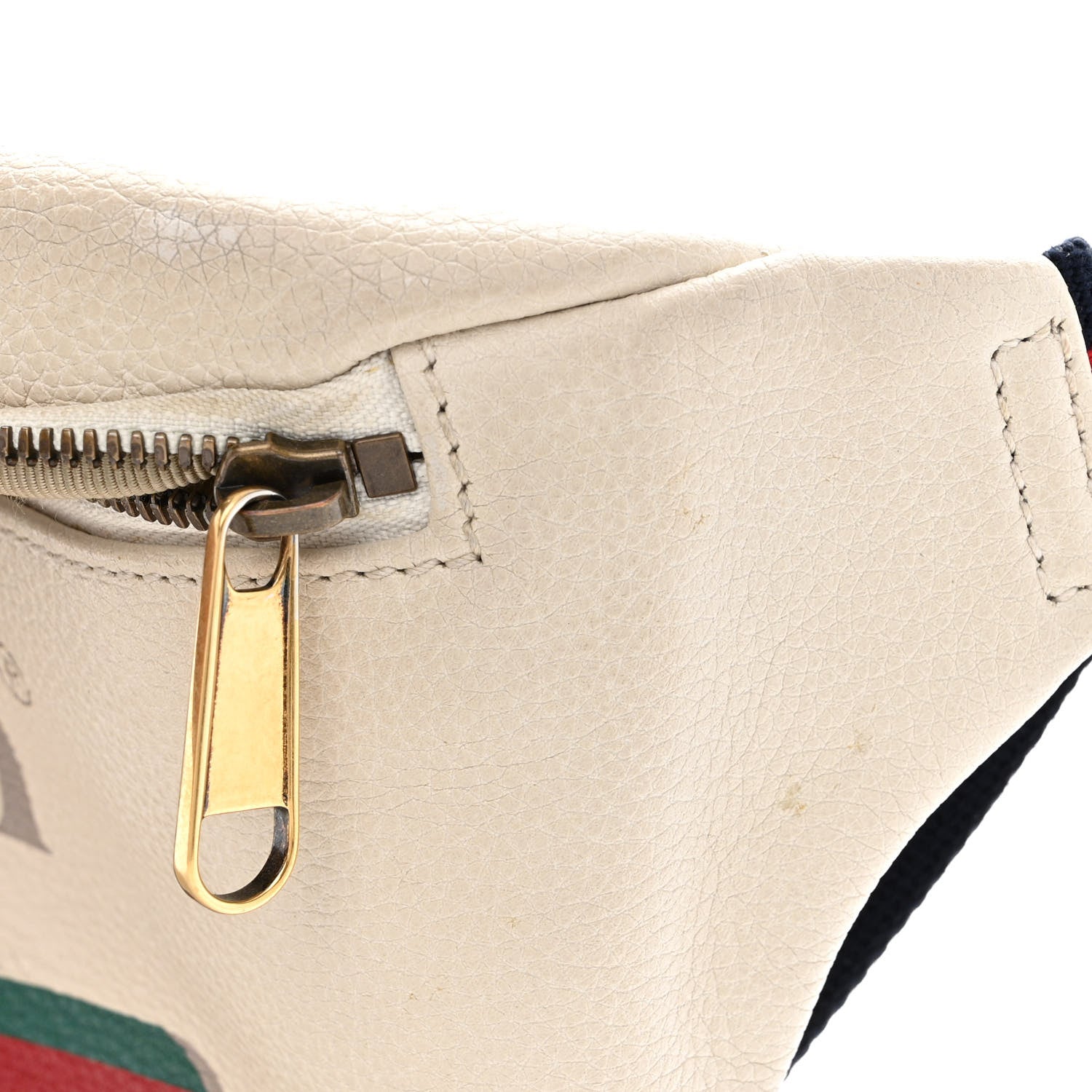 Gucci Grained Calfskin Logo Belt Bag White 11 of 14