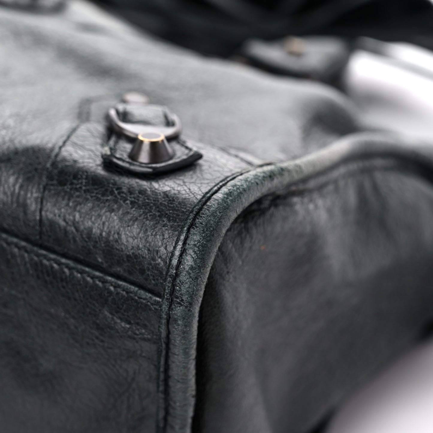 Agneau Classic Hardware City Black