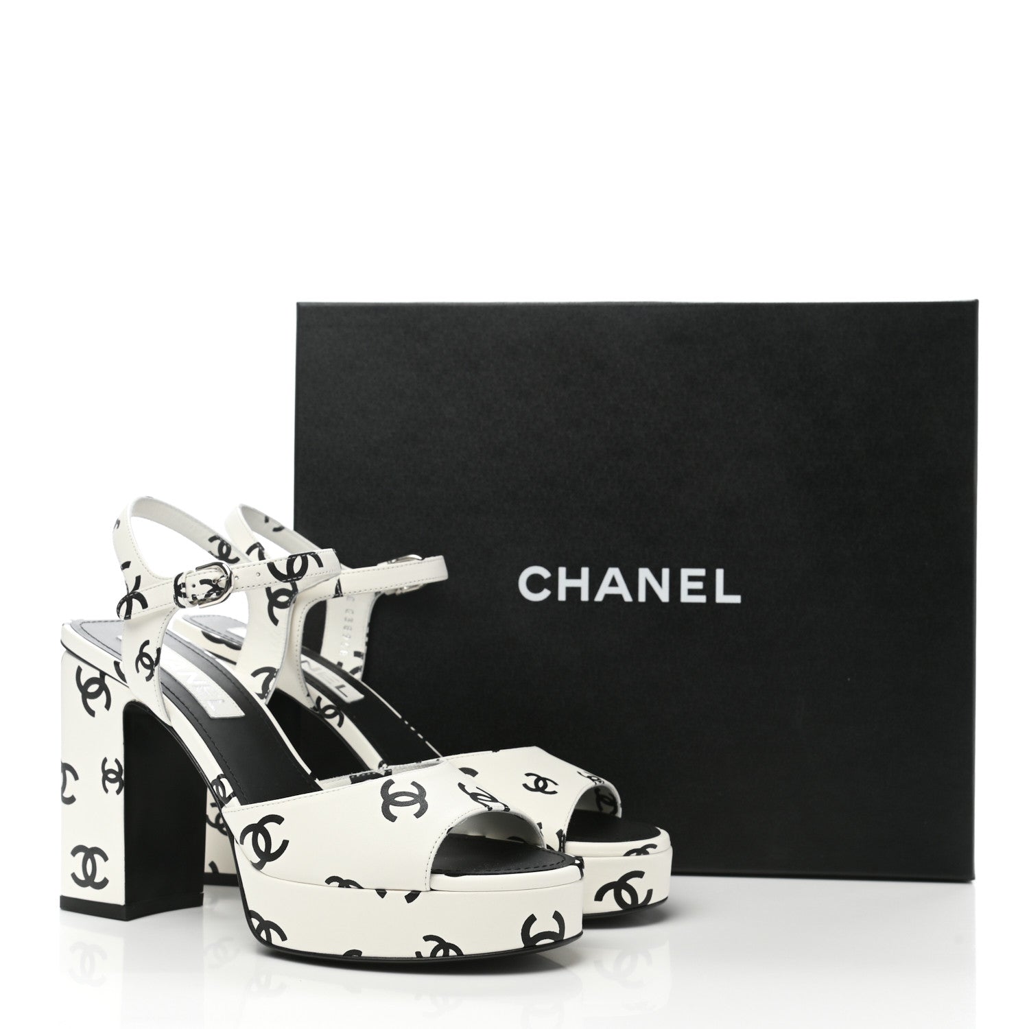 Chanel Printed Lambskin Coco Beach Platform Sandals 38.5 White Black 9 of 9