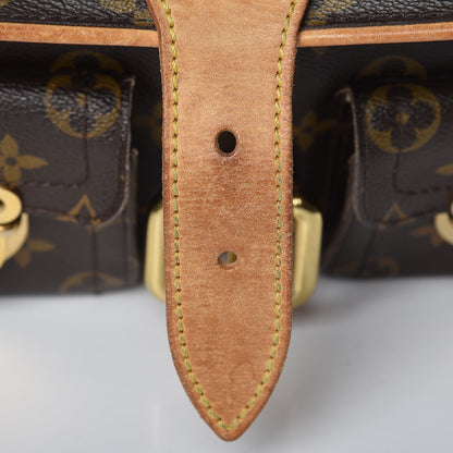 Louis Vuitton Monogram Hudson PM 12 of 23