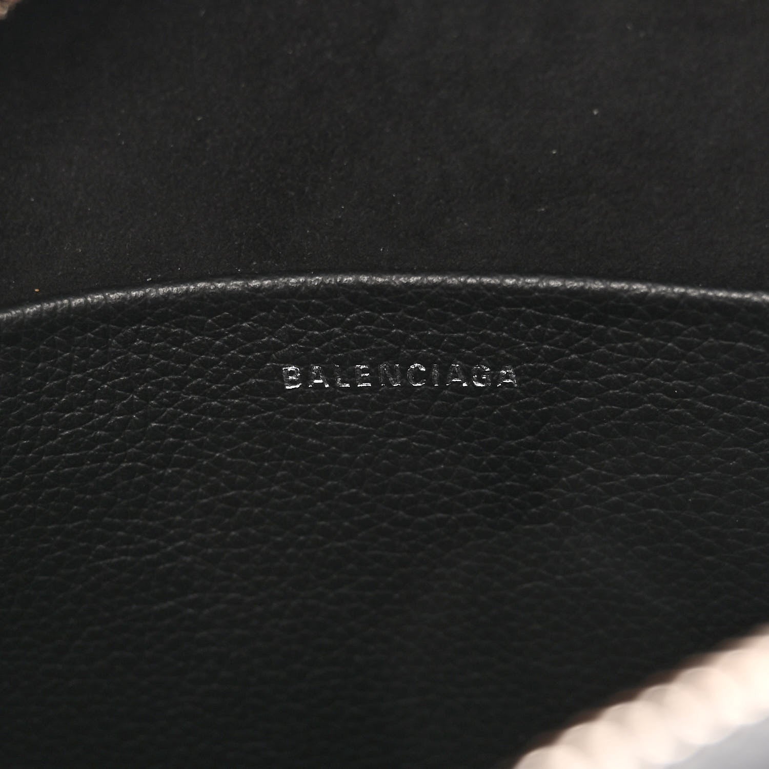 Balenciaga Calfskin Logo M Everyday Camera Bag Black 6 of 10