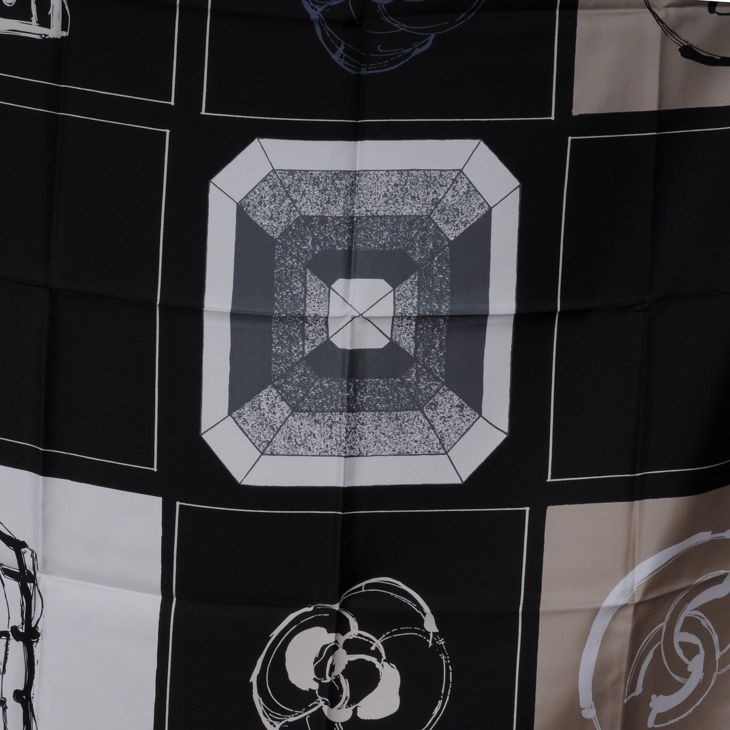 Silk Jacket Camellia CC Iconic Symbols Scarf