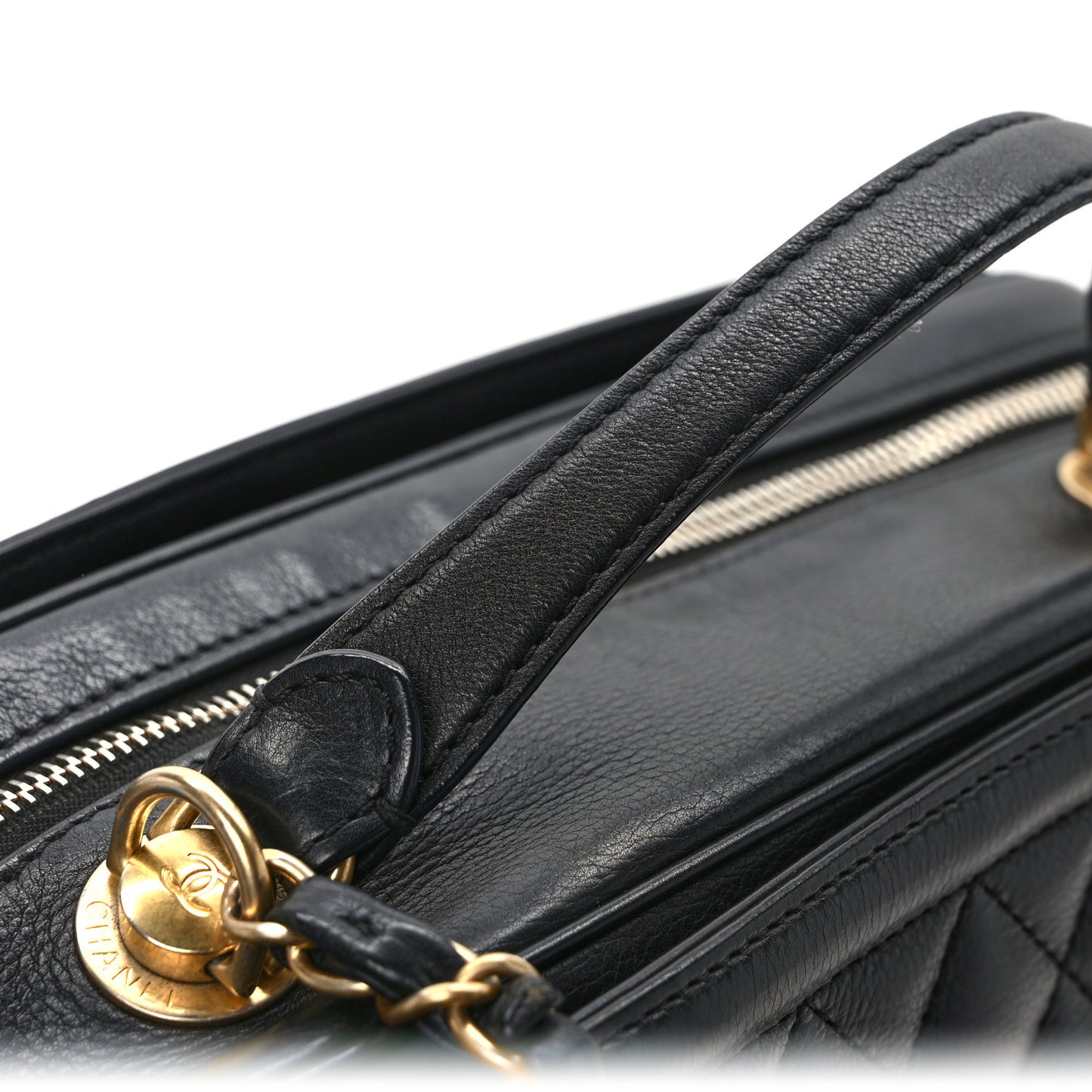 Calfskin Quilted CC Medium Vanity Case Black