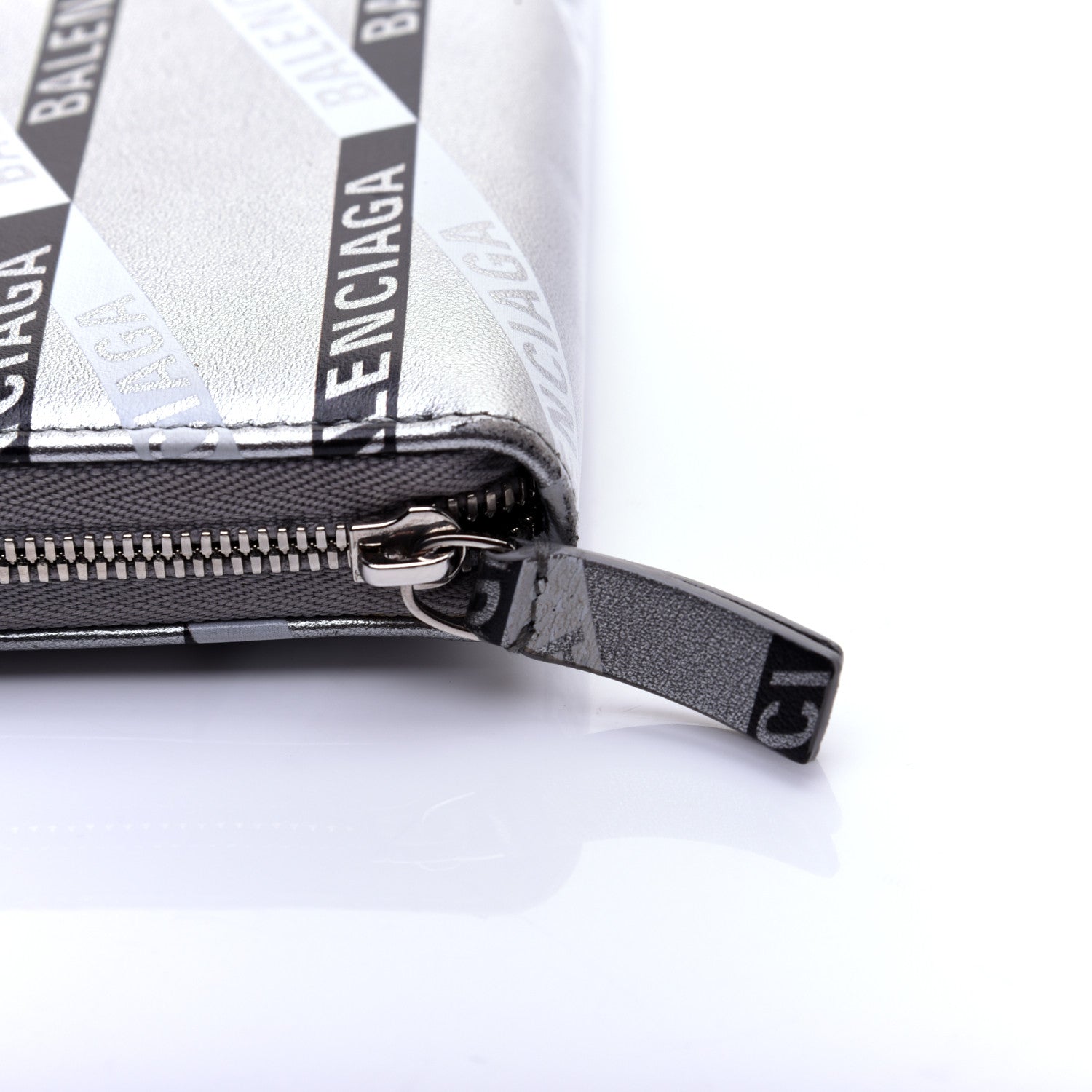 Balenciaga Metallic Calfskin Losange Monogram Everyday Continental Zip Around Wallet Silver Black White 10 of 10