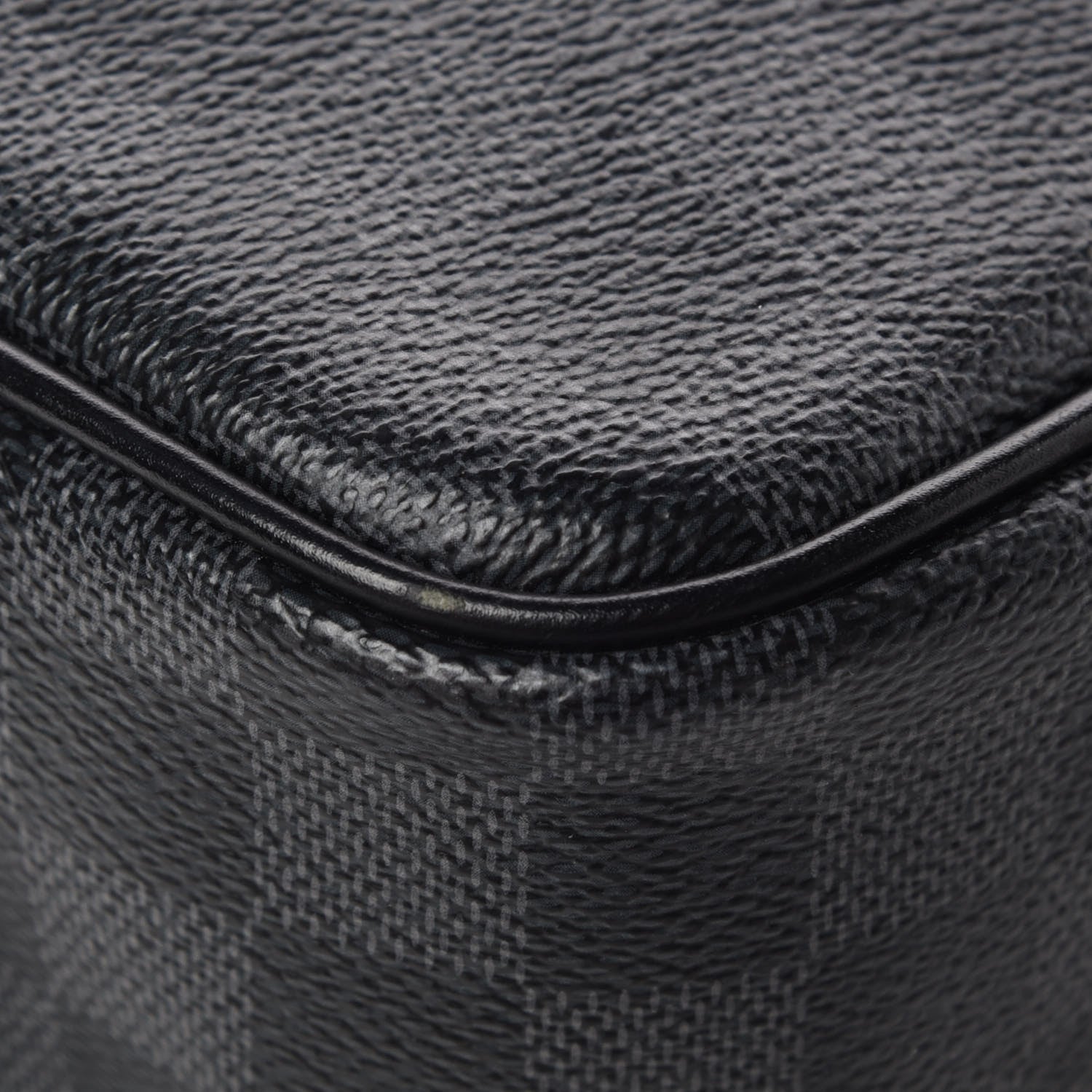 Louis Vuitton Damier Graphite Toiletry Pouch 9 of 12