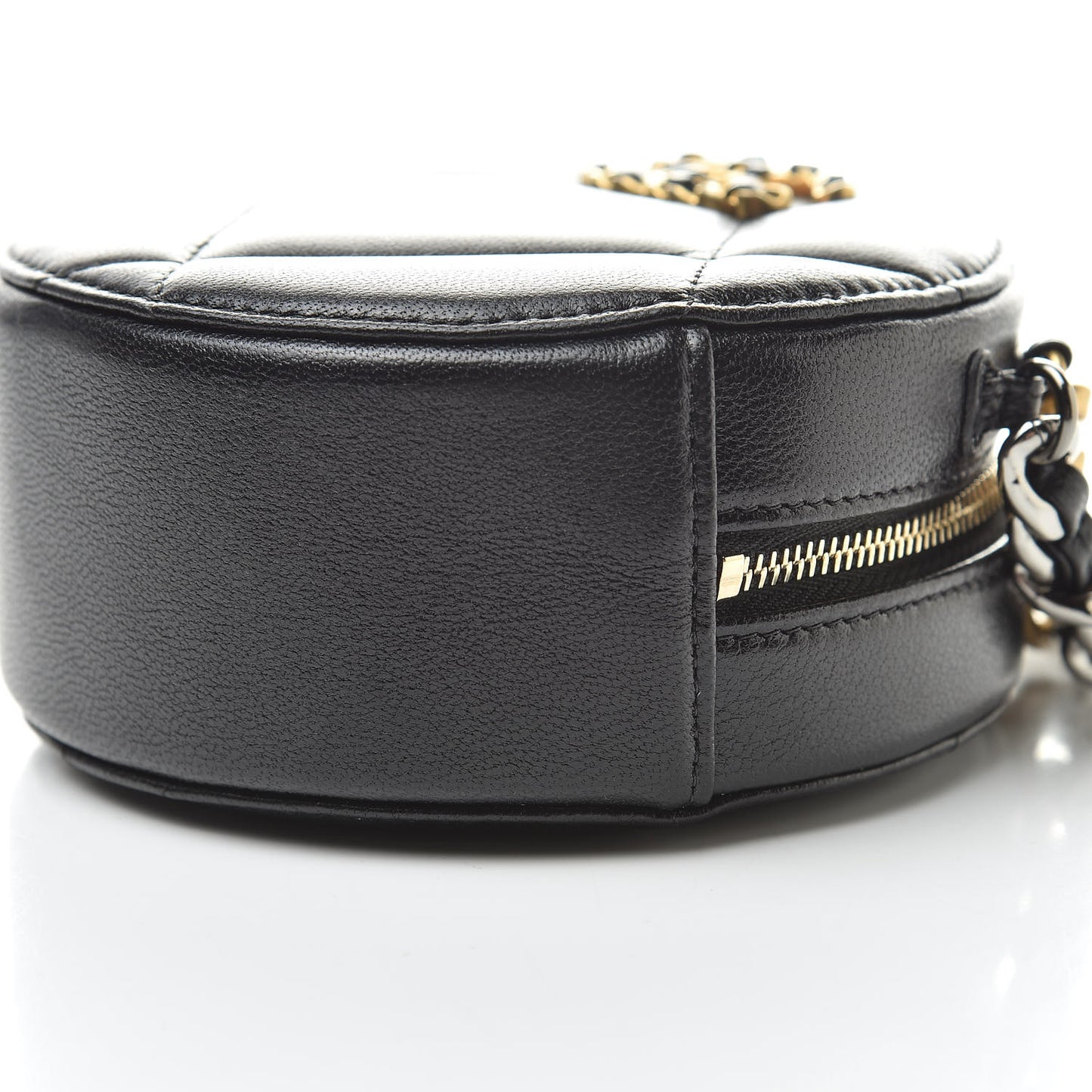 Shiny Goatskin Quilted 19 Round Clutch With Chain Black