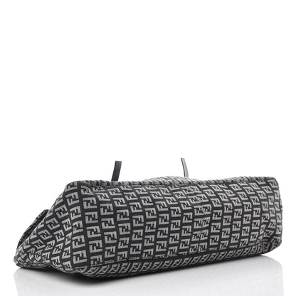 Fendi Zucchino Shoulder Bag Black 4 of 12