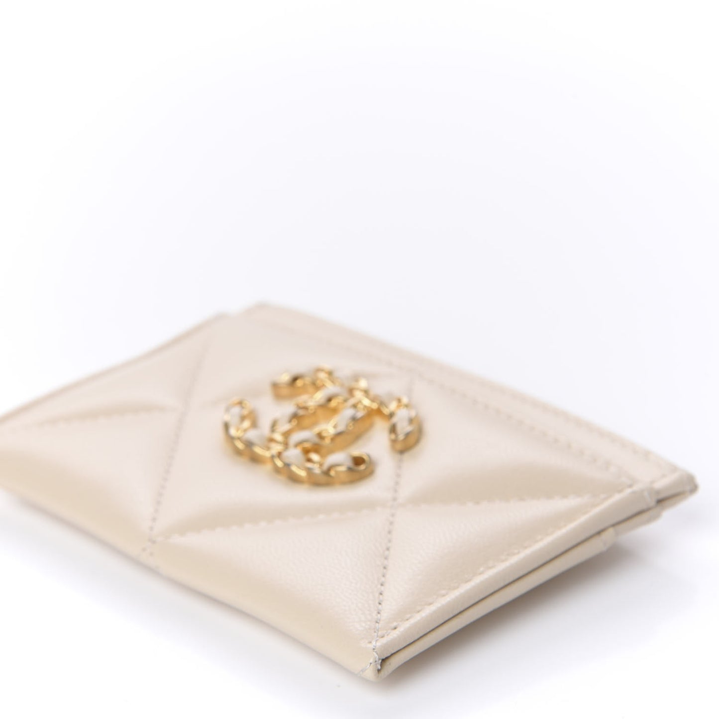 Goatskin Quilted 19 Card Holder Beige