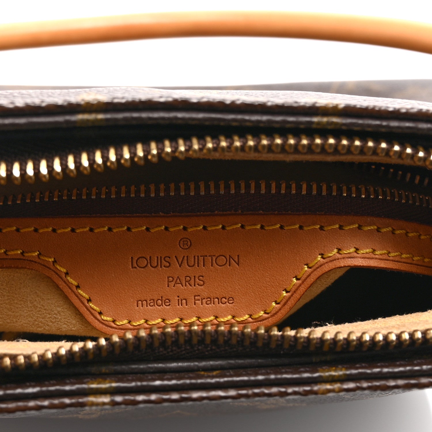 Louis Vuitton Monogram Looping MM 6 of 10