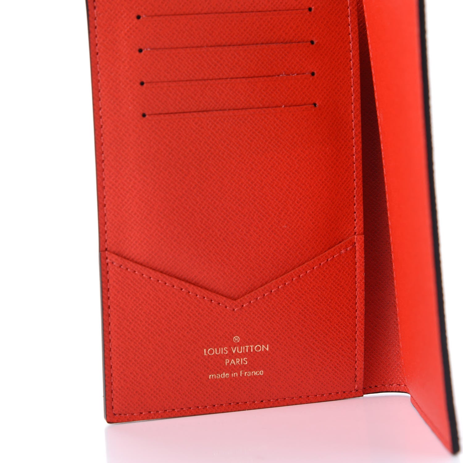 Louis Vuitton Monogram 2018 Christmas Animation Passport Cover 5 of 8