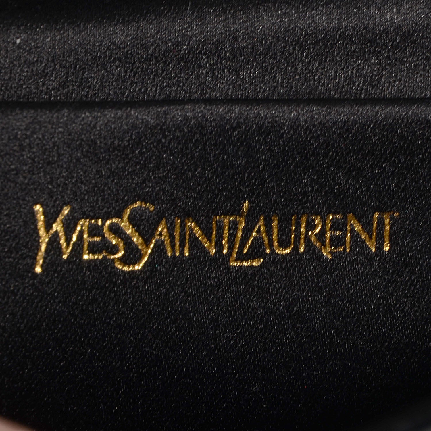 Saint Laurent Textured Patent Monogram Large Belle De Jour Clutch Black 6 of 7