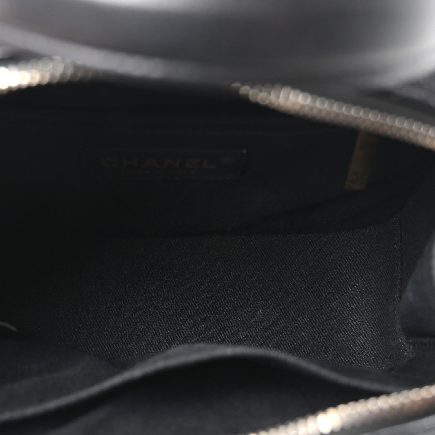 Chanel Shiny Calfskin Goatskin Small Coco Curve Vanity Bag Black 5 of 11