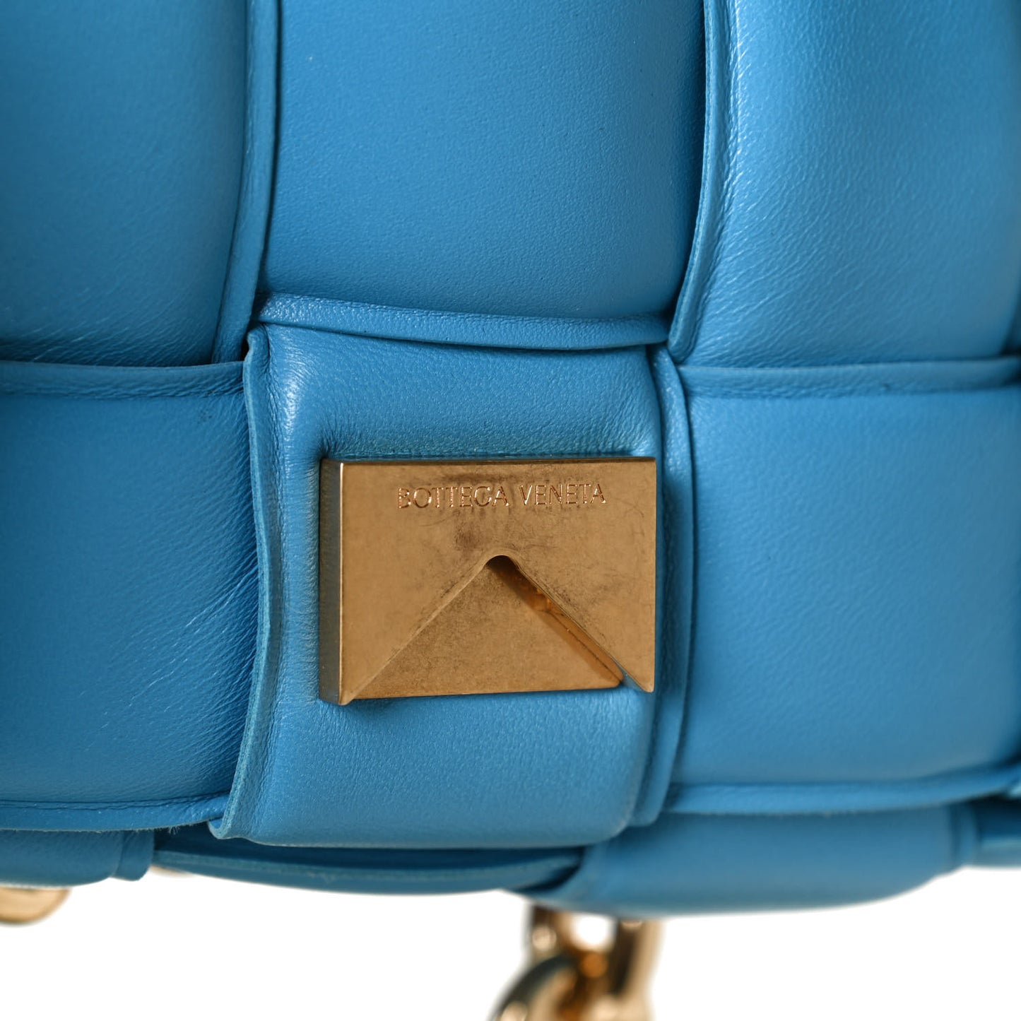 Lambskin Maxi Intreccio Padded Chain Cassette Crossbody Bag Swimming Pool