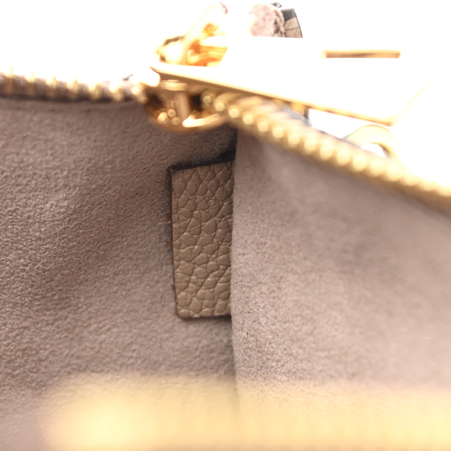 Empreinte Monogram Giant Neonoe MM Pochette Tourterelle Creme