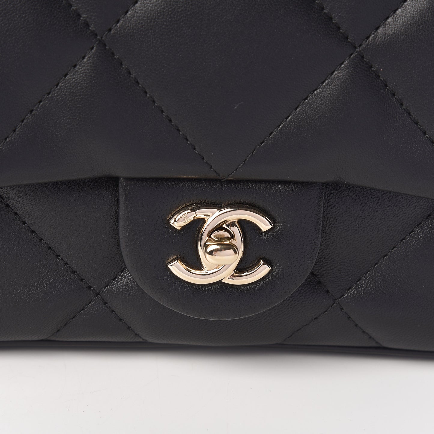 Lambskin Quilted Small Easy Carry Flap Black