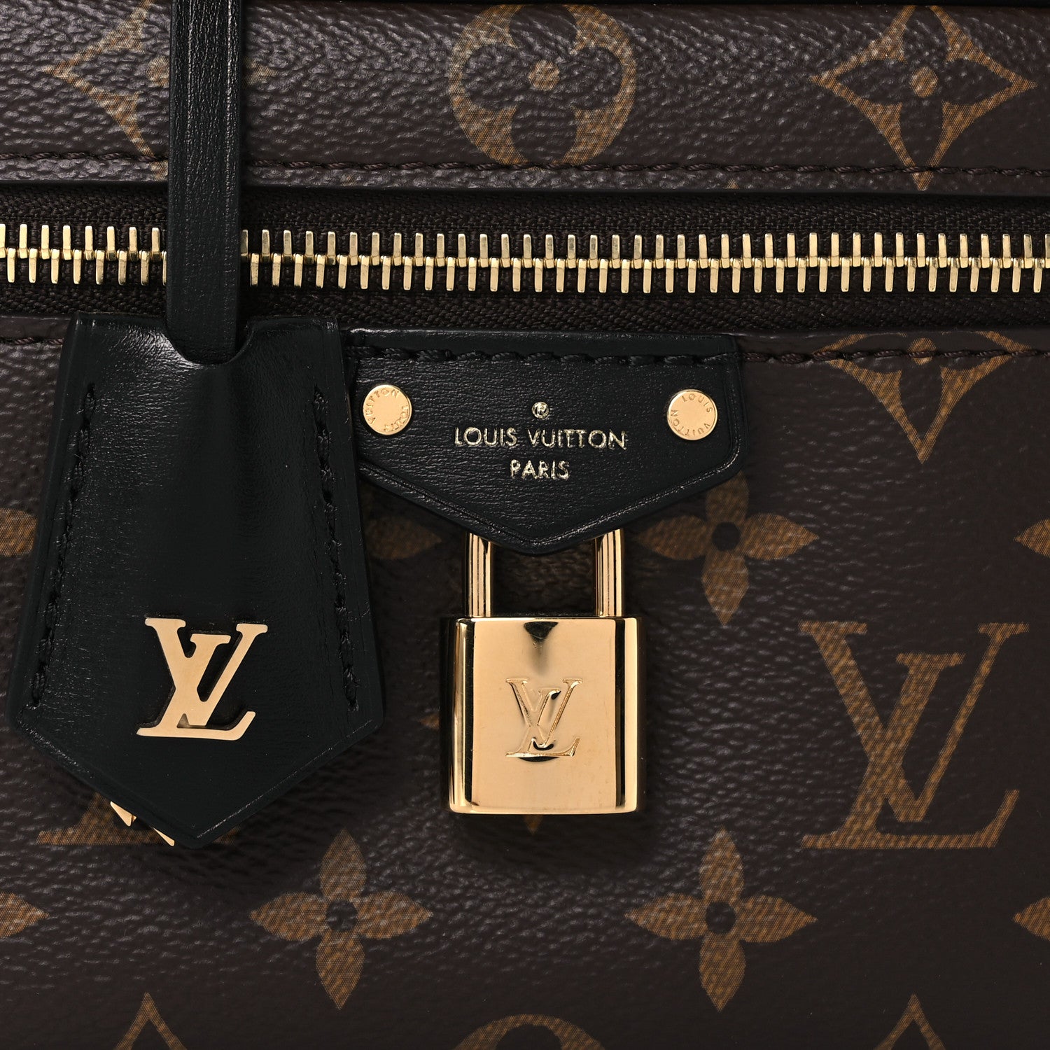 Louis Vuitton Reverse Monogram Vanity Chain Pouch 7 of 10