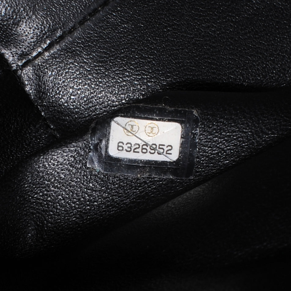 Caviar Shoulder Bag Black