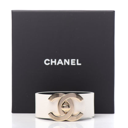 Chanel Caviar CC Turnlock Bracelet M White 6 of 6