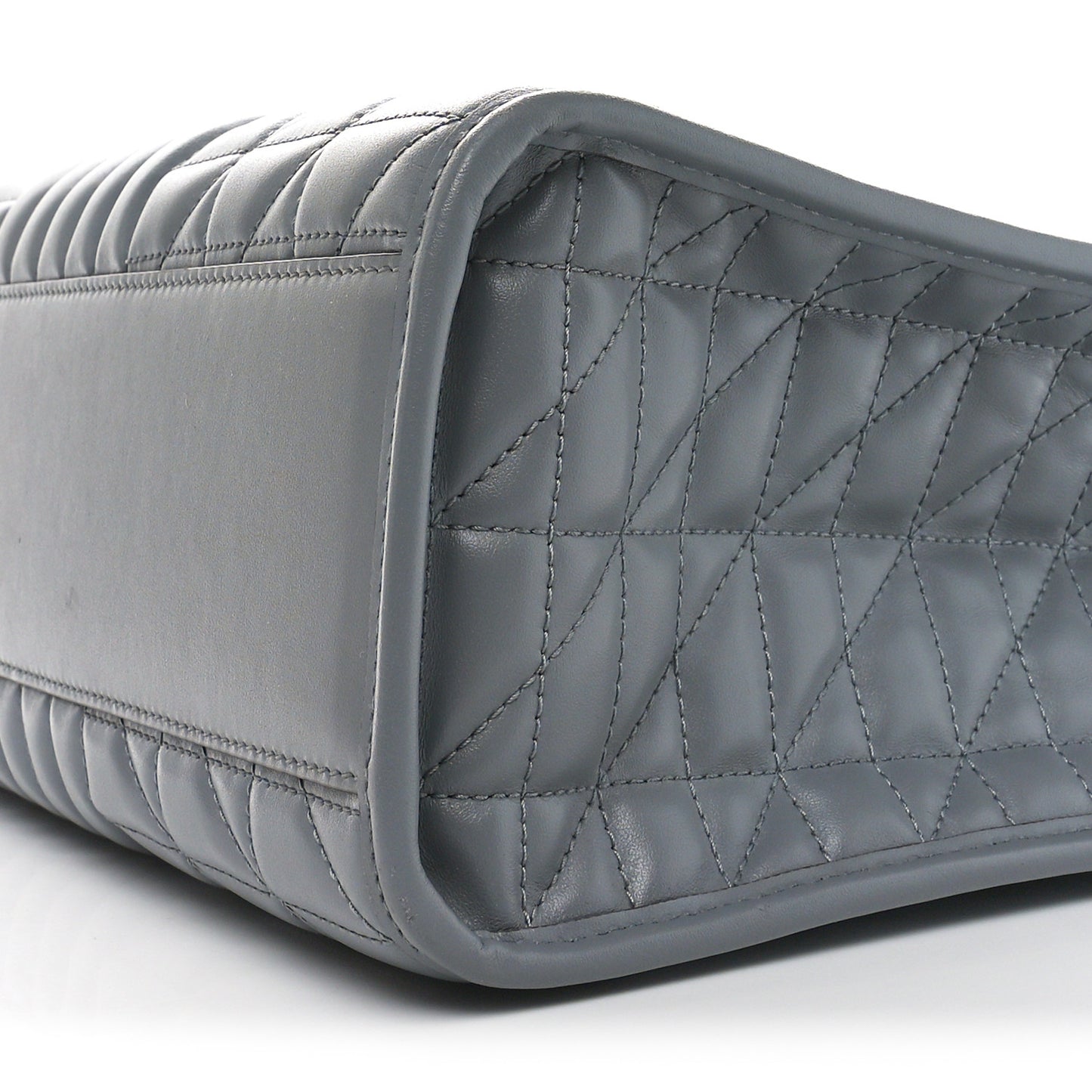 Calfskin Matelasse Aria Medium GG Marmont Shoulder Tote Deep Grey