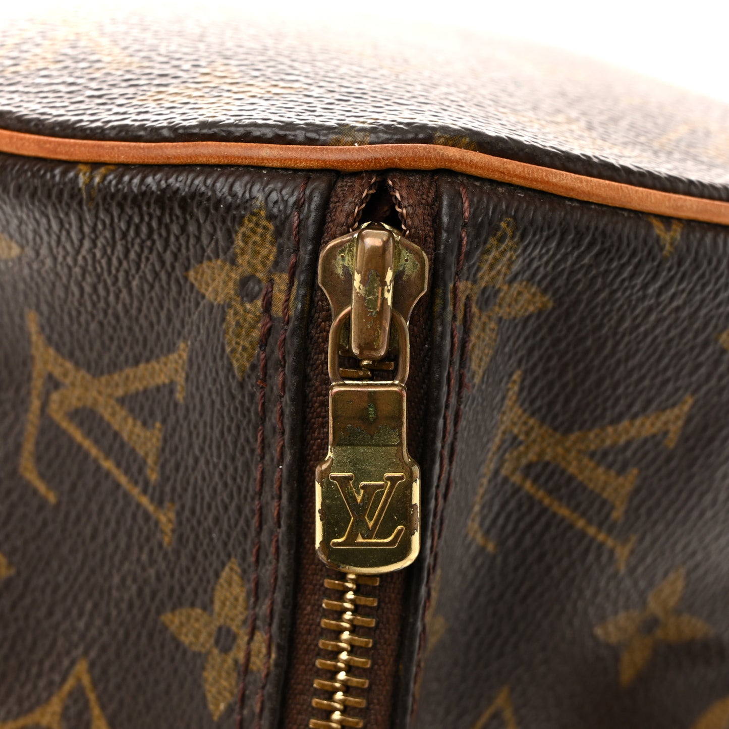 Monogram Papillon 30