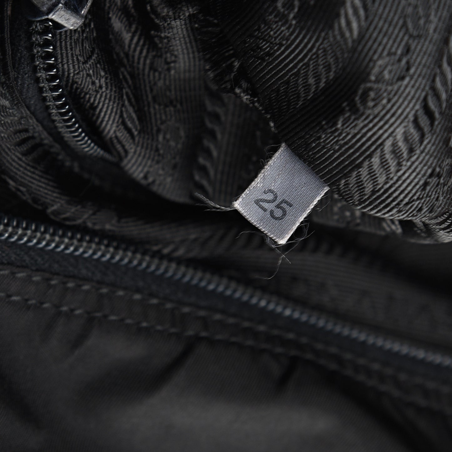 Nylon Vela Sport Messenger Bag Black