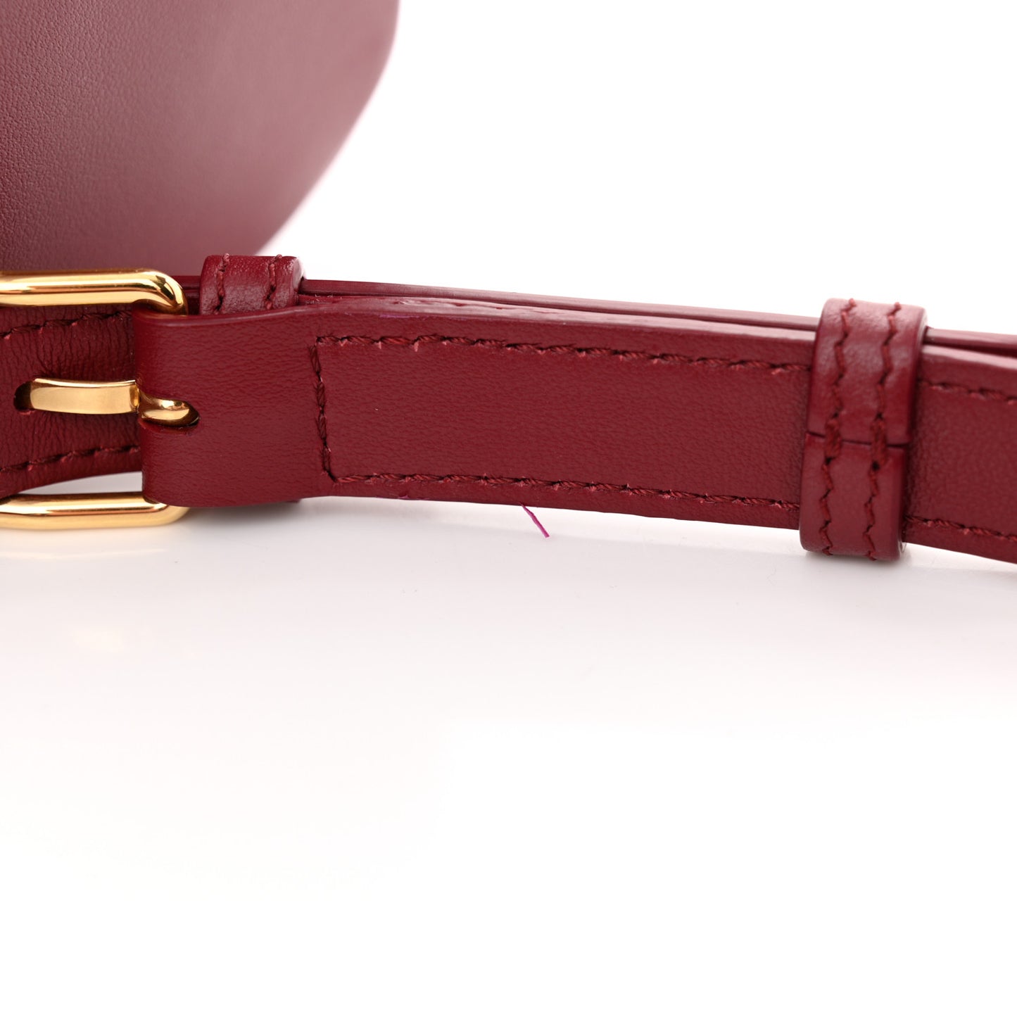 Smooth Calfskin Medium Tabou Carmin