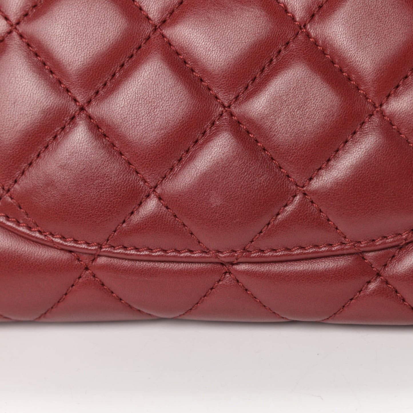 Lambskin Quilted Citizen Zip Flap Red